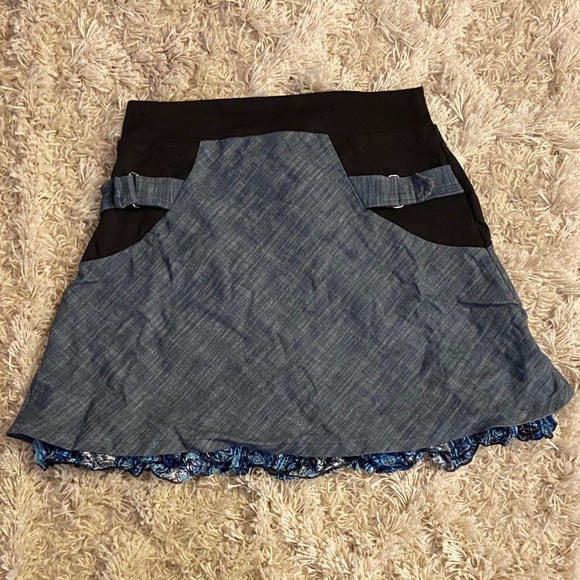 creations encore Dresses & Skirts - Artsy Ruffle Accent Denim Skirt